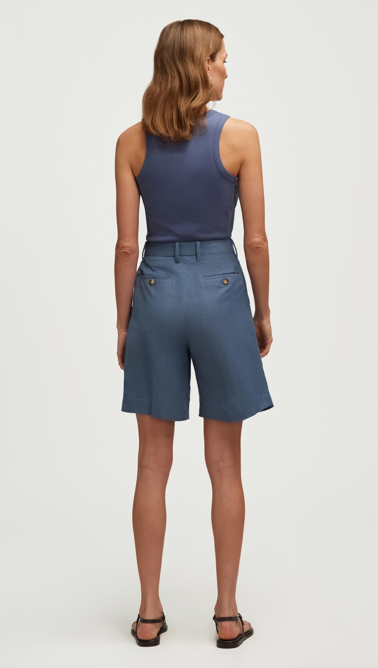 Pleated Shorts in Viscose Linen Twill | Powder Blue